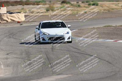 media/Sep-20-2025-Extreme Speed (Sat) [[1fcc23683c]]/Silver (Beginner)/Session 3 (Offramp)/